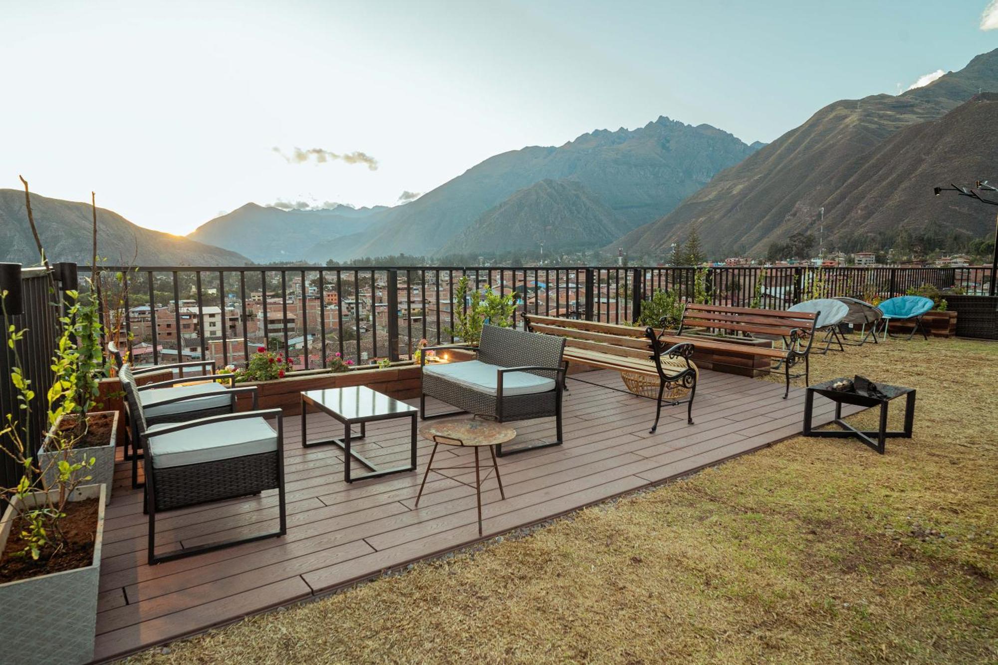 Hotel California Urubamba Bagian luar foto